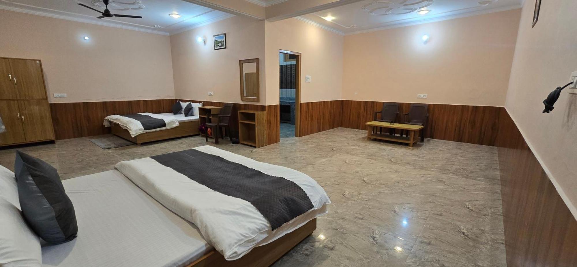 Happy Home Stay, Дармсала Экстерьер фото