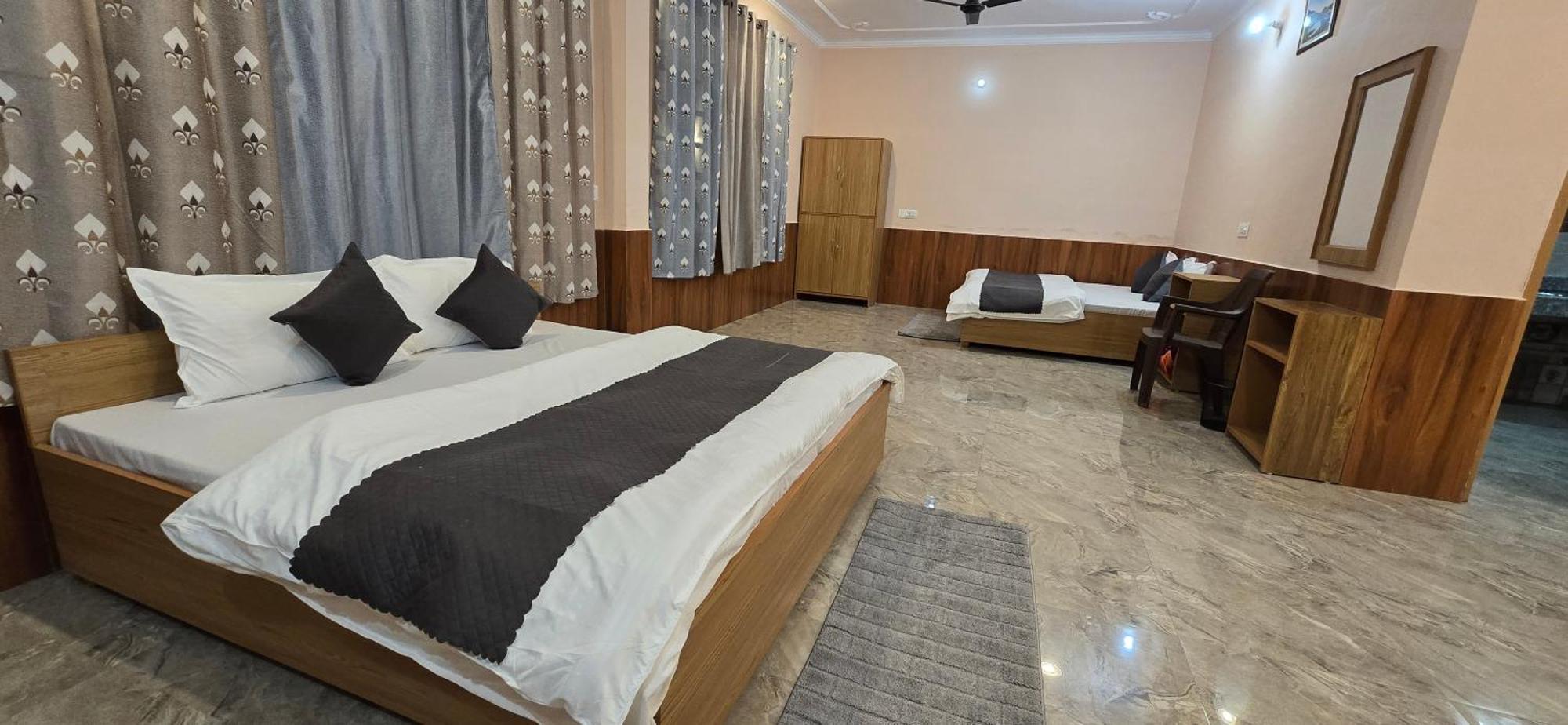 Happy Home Stay, Дармсала Экстерьер фото
